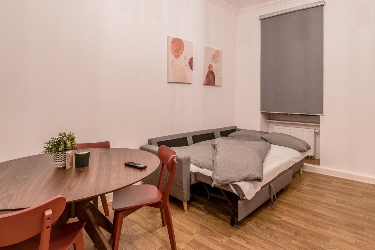 Leben Wie Ein Kreuzberger Altbau Charme Mit Stuck In Bester Kiezlage Berlin Extérieur photo