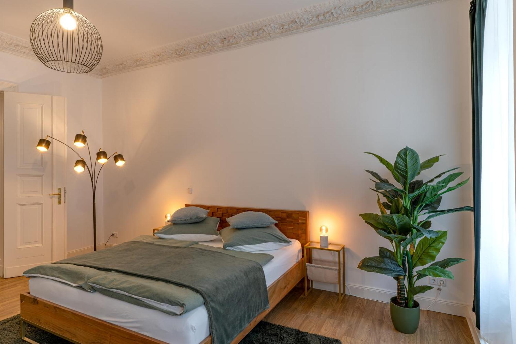 Leben Wie Ein Kreuzberger Altbau Charme Mit Stuck In Bester Kiezlage Berlin Extérieur photo